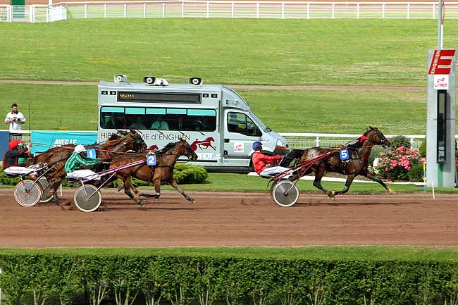 Arrivée quinté pmu PRIX DE LA GARE DE LYON à ENGHIEN