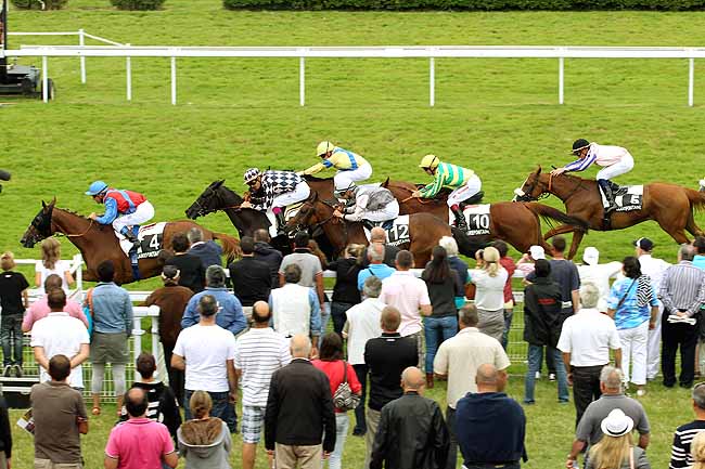 Arrivée quinté pmu PRIX ROBERTET à CLAIREFONTAINE
