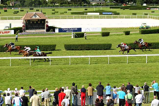 Arrivée quinté pmu PRIX DES HELIOTROPES à CLAIREFONTAINE