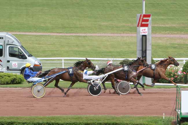 Arrivée quinté pmu PRIX DE JONQUIERES à ENGHIEN