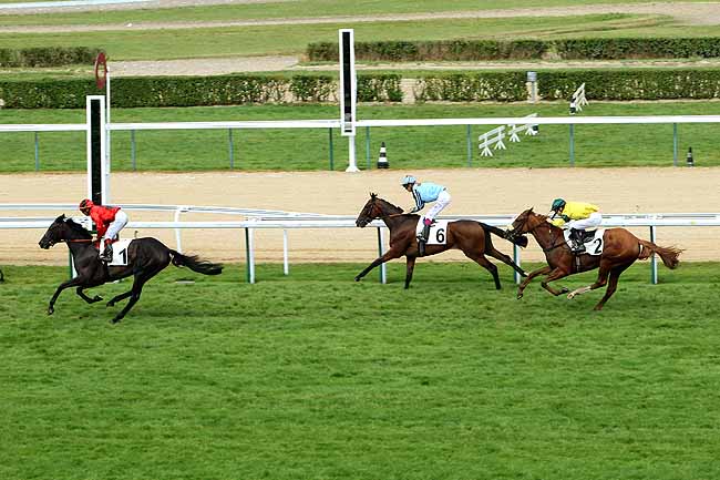 Arrivée quinté pmu PRIX DE VICTOT à DEAUVILLE