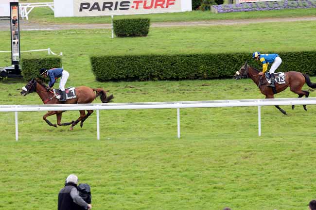 Arrivée quinté pmu PRIX HUBERT LE BARON DUTACQ à CLAIREFONTAINE