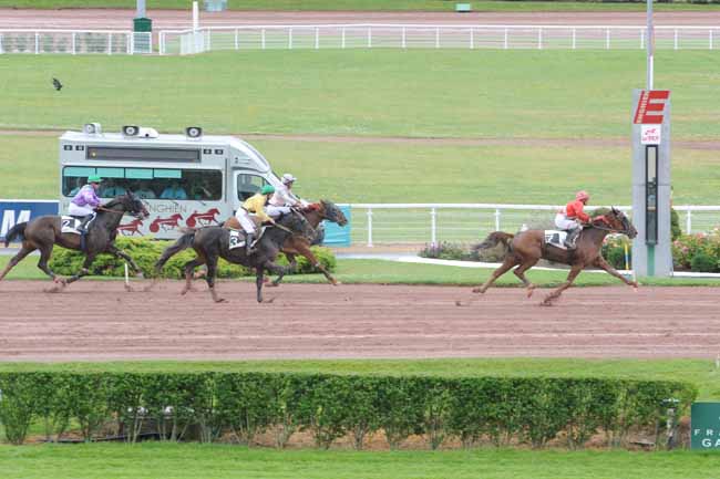 Arrivée quinté pmu PRIX DE LA PORTE DE PLAISANCE à ENGHIEN