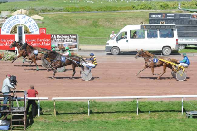 Arrivée quinté pmu PRIX DE LA LAITERIE DE SAINT-MALO à SAINT MALO