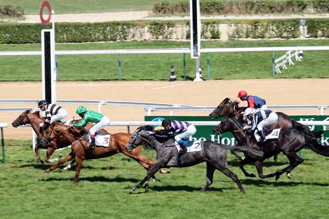 Arrivée quinté pmu PRIX GONTAUT-BIRON - HONG KONG JOCKEY CLUB à DEAUVILLE