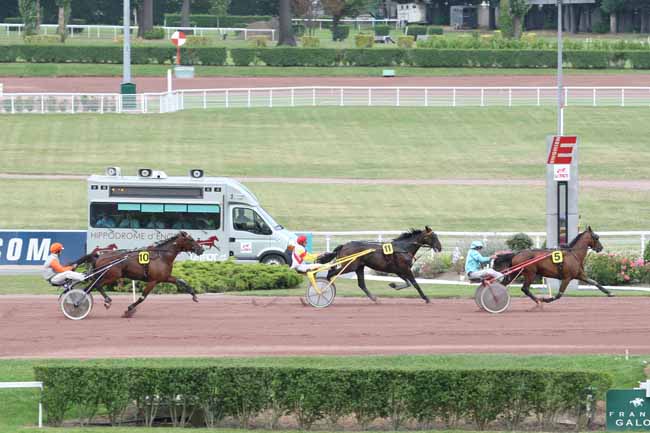 Arrivée quinté pmu PRIX DE LA PORTE DE PASSY à ENGHIEN