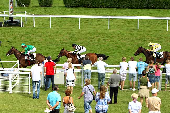 Arrivée quinté pmu PRIX DE VAUVILLE à CLAIREFONTAINE