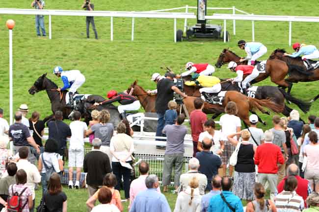 Arrivée quinté pmu PRIX DU GRAND JARDIN à CLAIREFONTAINE