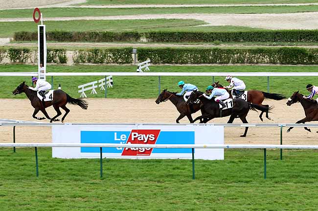 Arrivée quinté pmu PRIX DE PERSEIGNE à DEAUVILLE