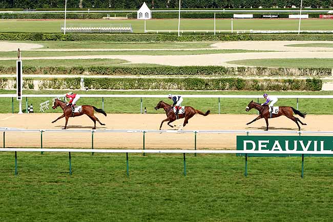 Arrivée quinté pmu PRIX DE LA VALLEE MARTIGNY à DEAUVILLE