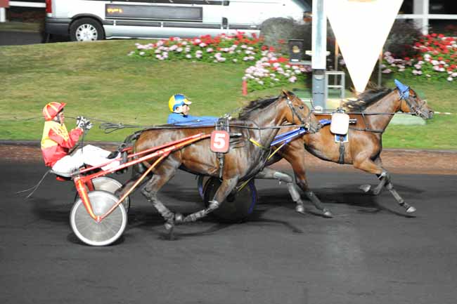 Arrivée quinté pmu PRIX PHILOMELA à PARIS-VINCENNES