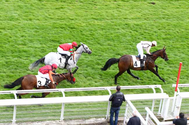 Arrivée quinté pmu PRIX DE COMPIEGNE à AUTEUIL