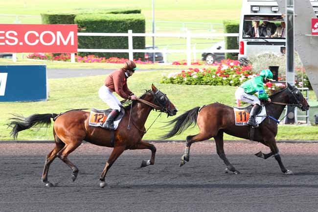 Arrivée quinté pmu PRIX DE MONTMORILLON à PARIS-VINCENNES