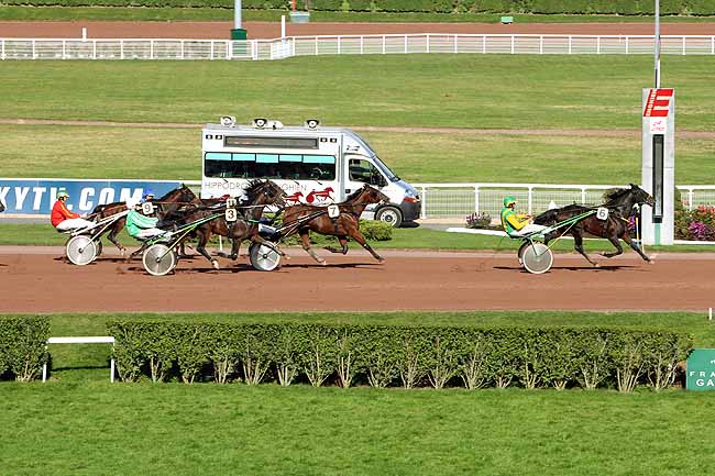 Arrivée quinté pmu PRIX DU PONT MARIE à ENGHIEN