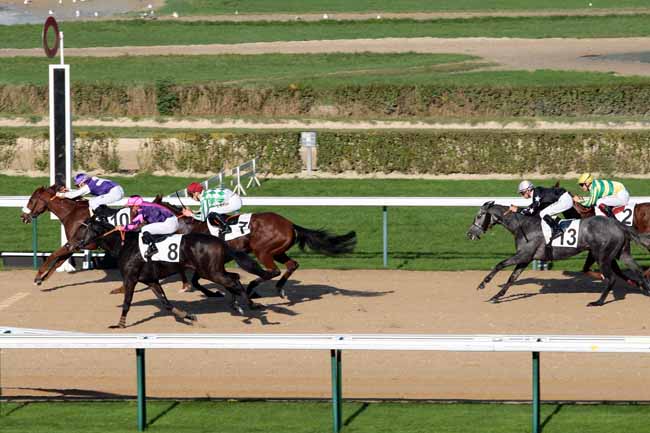 Arrivée quinté pmu PRIX DE LA FORET DE SAINT-GATIEN à DEAUVILLE