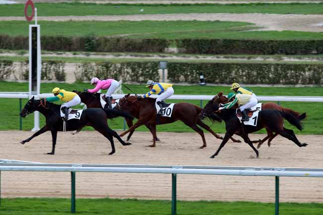 Arrivée quinté pmu PRIX DE SAINT-MARS-D'EGRENNE à DEAUVILLE