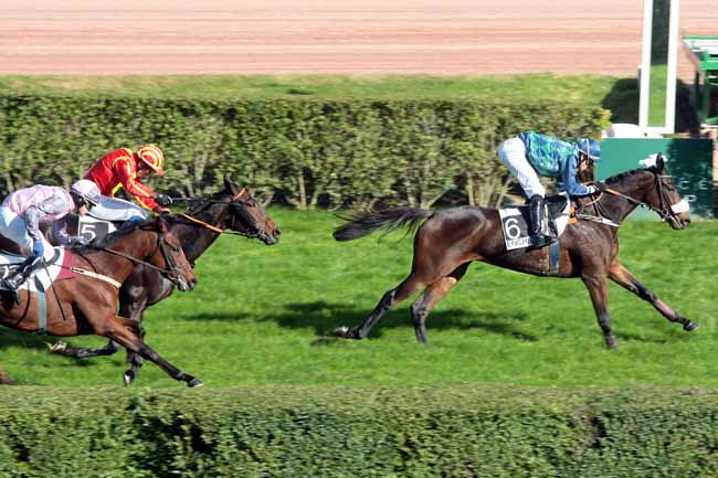 Arrivée quinté pmu PRIX DE BOURGES à ENGHIEN