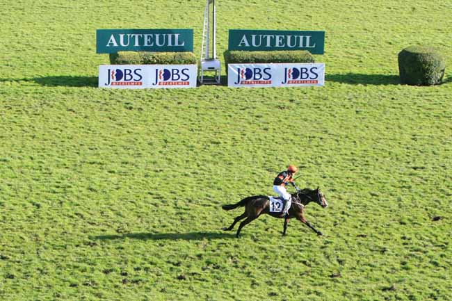 Arrivée quinté pmu GRAND STEEPLE-CHASE DES 4 ANS à AUTEUIL