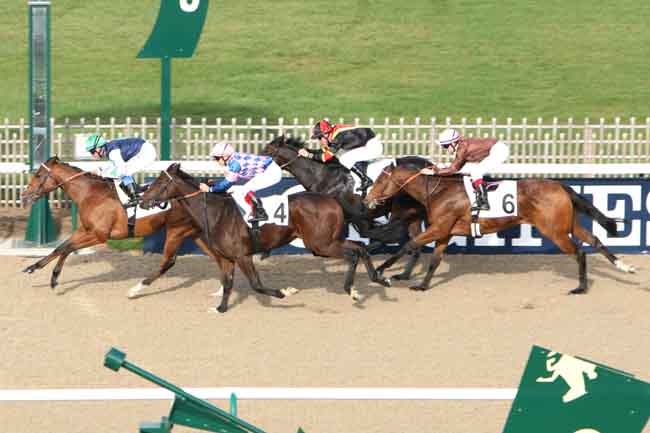Arrivée quinté pmu PRIX DES COURTILS à CHANTILLY