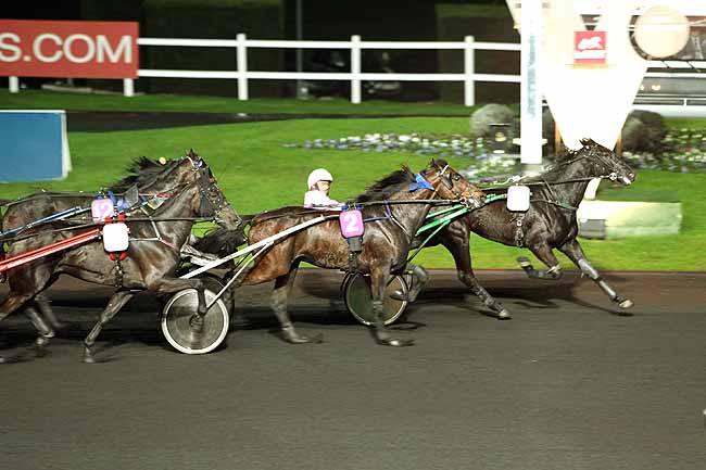 Arrivée quinté pmu PRIX CAMPANUS à PARIS-VINCENNES