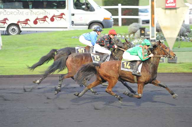 Arrivée quinté pmu PRIX DE CARPENTRAS à PARIS-VINCENNES