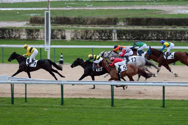 Arrivée quinté pmu PRIX DE GRANDOUET à DEAUVILLE
