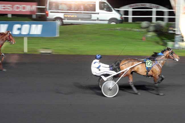Arrivée quinté pmu PRIX DE CHAMBLY à PARIS-VINCENNES