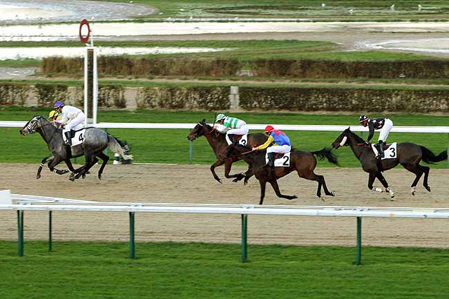 Arrivée quinté pmu PRIX DE PIENCOURT à DEAUVILLE