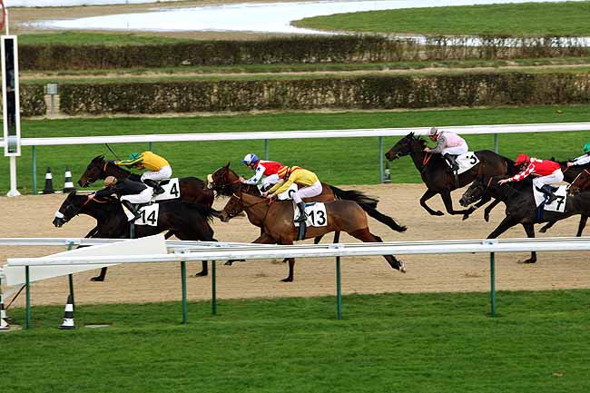 Arrivée quinté pmu PRIX DES MANOIRS à DEAUVILLE [MATINEE]