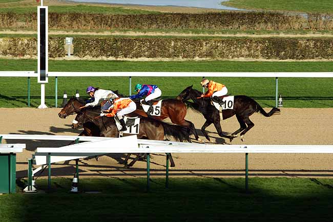Arrivée quinté pmu PRIX DES PERRETS à DEAUVILLE
