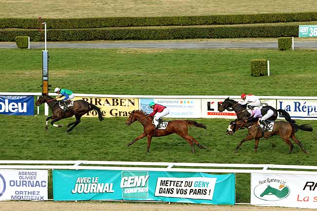 Arrivée quinté pmu PRIX JEAN LAMAYSOUETTE à PAU