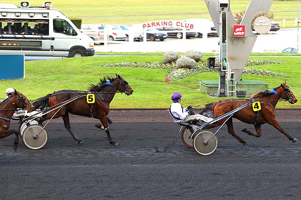 Arrivée quinté pmu PRIX DE MOULINS à PARIS-VINCENNES