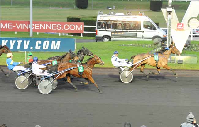 Arrivée quinté pmu PRIX DE MONTAIGU à PARIS-VINCENNES