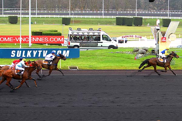 Arrivée quinté pmu PRIX DE COURTEILLES à PARIS-VINCENNES