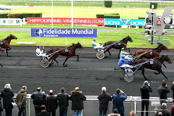 Arrivée quinté pmu PRIX DE VIC-SUR-CERE à PARIS-VINCENNES