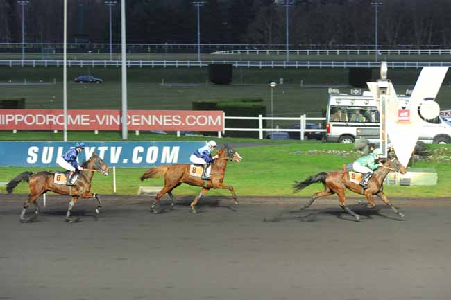 Arrivée quinté pmu PRIX DE GUERLESQUIN à PARIS-VINCENNES