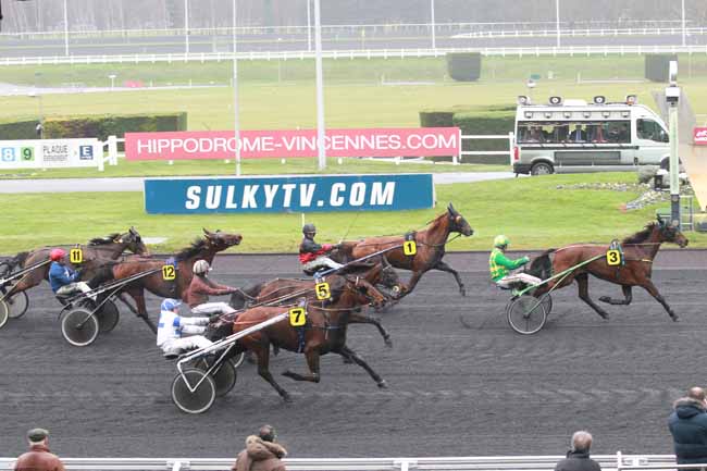 Arrivée quinté pmu PRIX DE MAURIAC à PARIS-VINCENNES