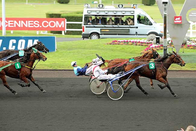Arrivée quinté pmu PRIX DES ROUGES TERRES à PARIS-VINCENNES