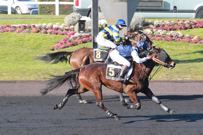 Arrivée quinté pmu PRIX DE MORTAGNE à PARIS-VINCENNES