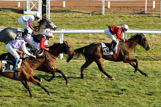 Arrivée quinté pmu PRIX DE SAINT-TROPEZ à CAGNES-SUR-MER