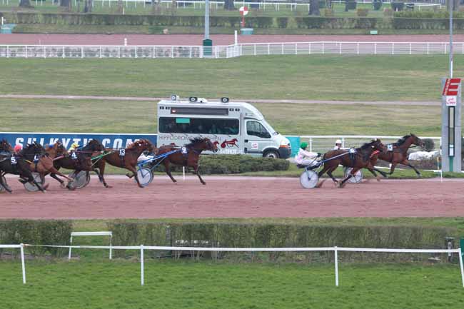 Arrivée quinté pmu PRIX GALLUS II à ENGHIEN