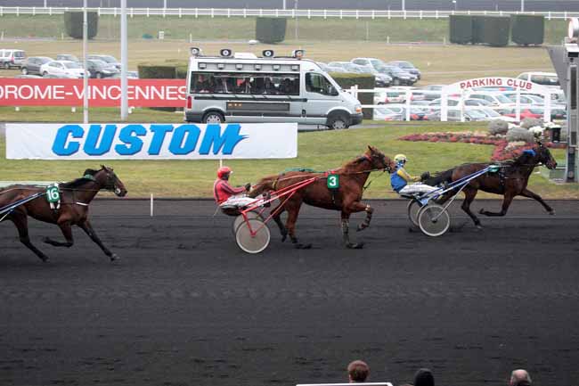 Arrivée quinté pmu PRIX DE MONFLANQUIN (PRIX CUSTOM) à PARIS-VINCENNES