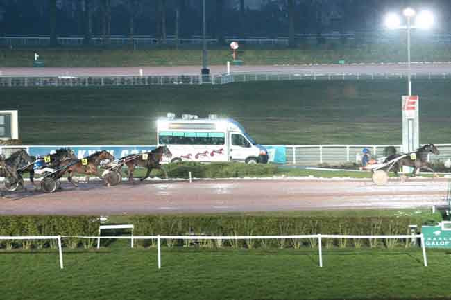 Arrivée quinté pmu PRIX DE BEMECOURT à ENGHIEN