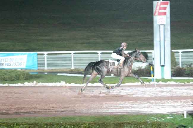 Arrivée quinté pmu PRIX DE CHAVILLE à ENGHIEN