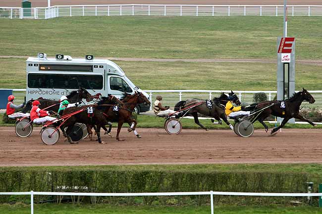 Arrivée quinté pmu PRIX DE SEDAN à ENGHIEN
