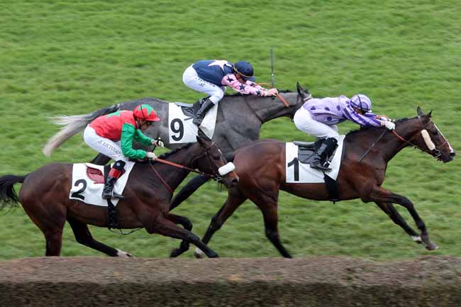 Arrivée quinté pmu PRIX DES COTEAUX DE SAINT-CLOUD à SAINT-CLOUD