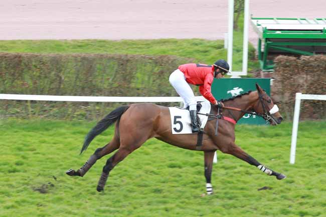 Arrivée quinté pmu PRIX D'ESSAI DES POULICHES (PELOTON A) à ENGHIEN