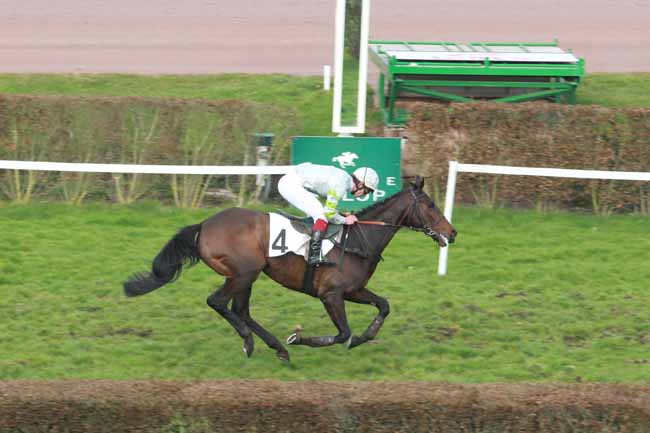 Arrivée quinté pmu PRIX DU MORBIHAN à ENGHIEN