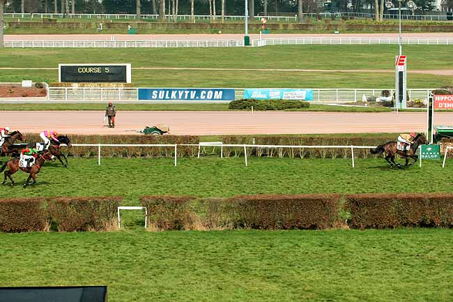 Arrivée quinté pmu PRIX DE SOISSONS à ENGHIEN