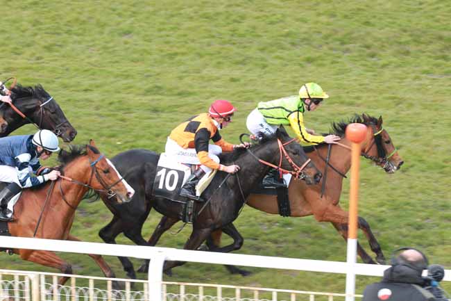 Arrivée quinté pmu PRIX DE MEAUX à FONTAINEBLEAU